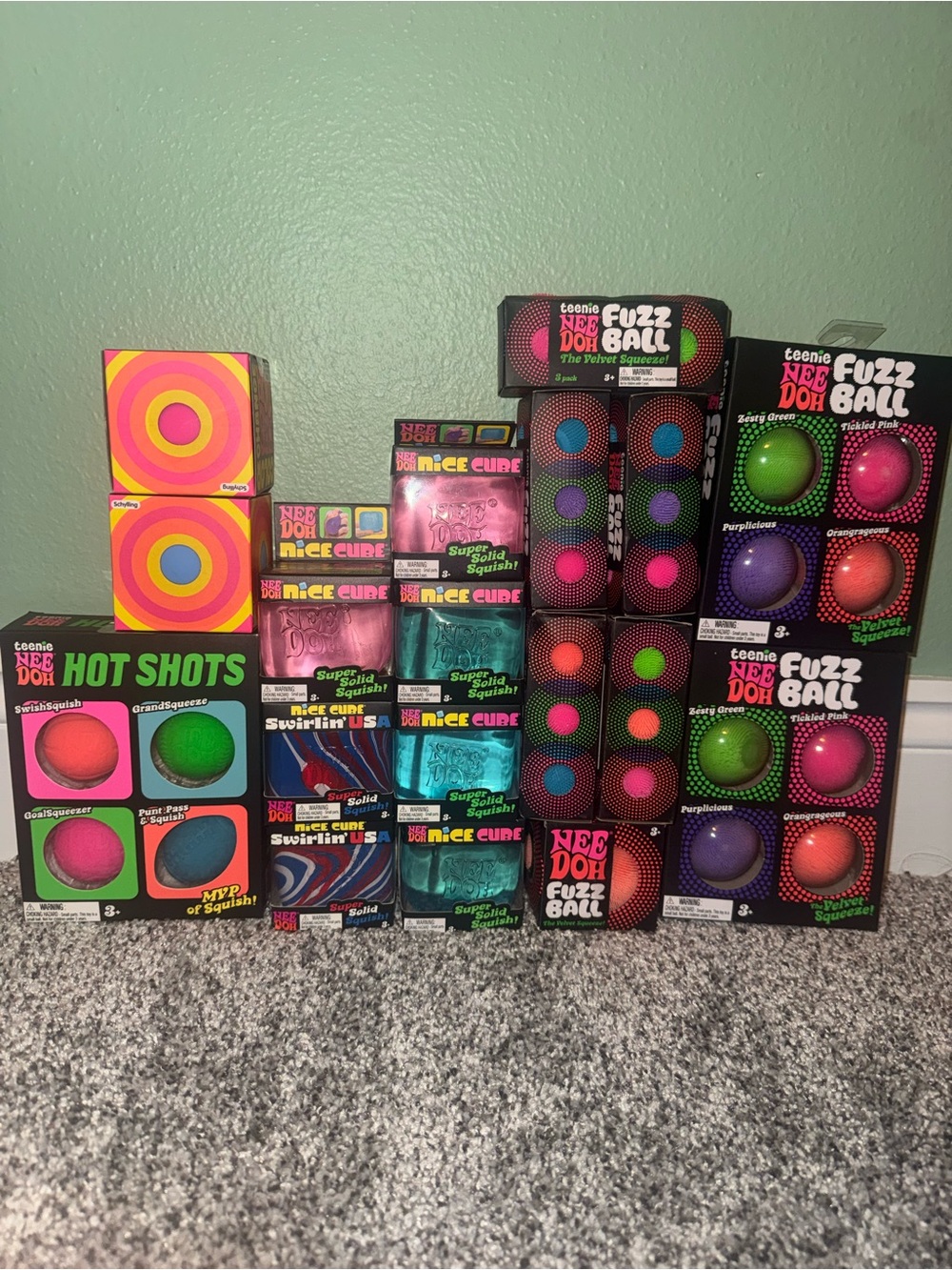 Nee Doh Fuzz Ball, Hot Shots, Nice Cube, Swirlin' USA Toys squishy  Bundle